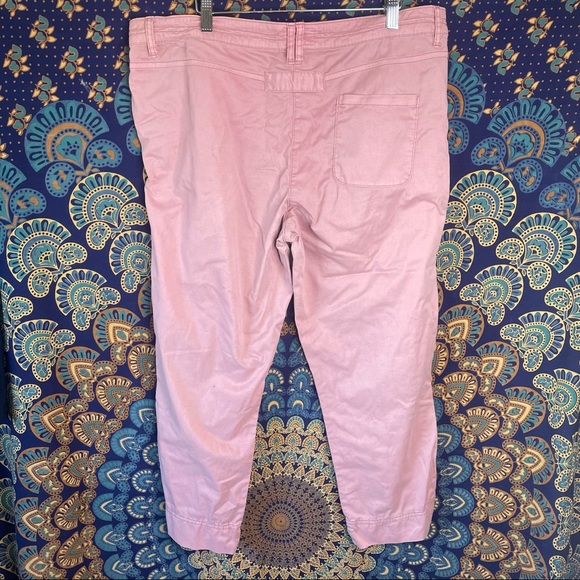 HOST PICK! 🦋5/20$🦋 Pastel Pink fabric jeans - Picture 10 of 12